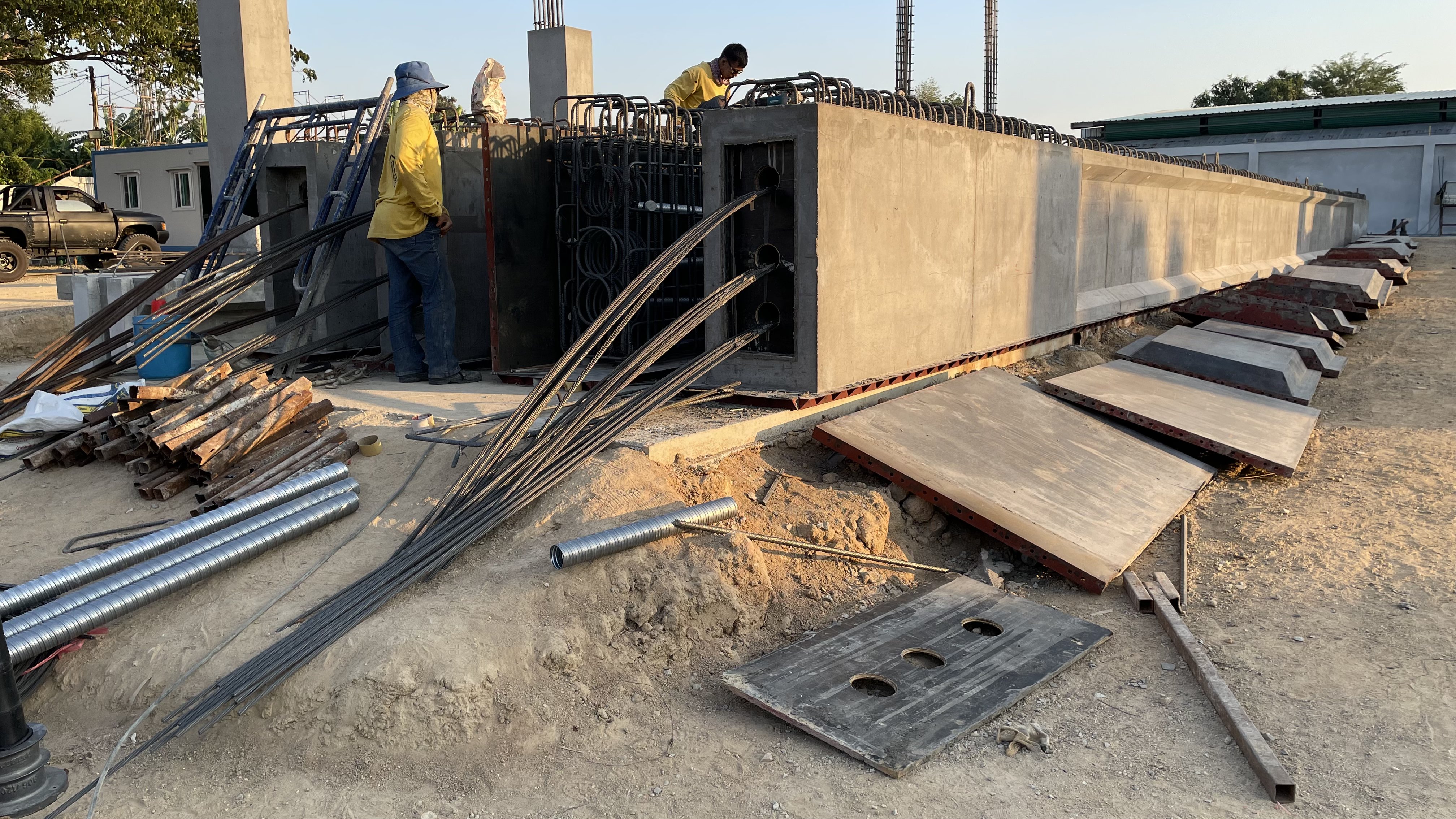 On-site fabrication of prestressed concrete beams