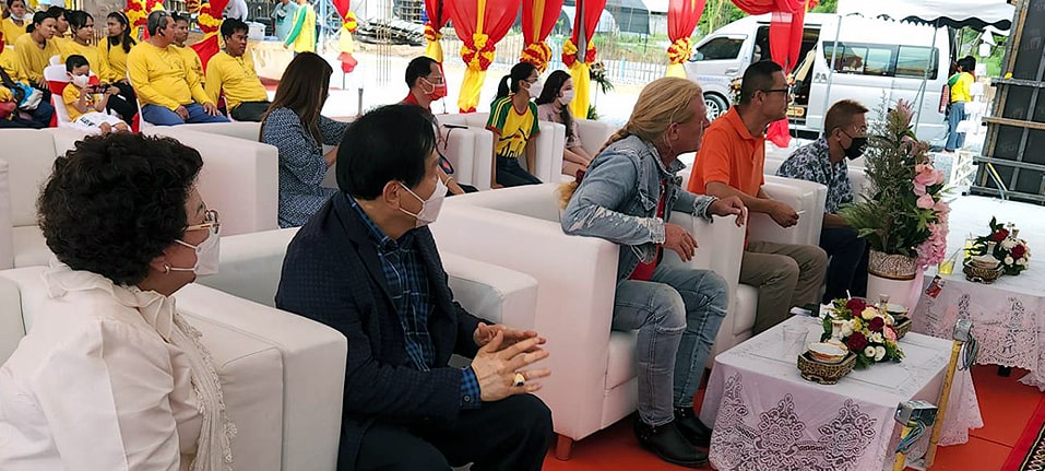 From left: Wandee Wongsin, Chanyut Hengtrakool, Mario Kleff, Liu Wei and Zhang Wei